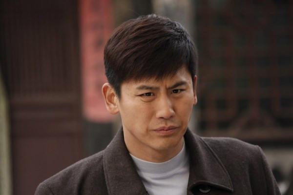 于晓光主演电视剧,传奇人生，情感纠葛